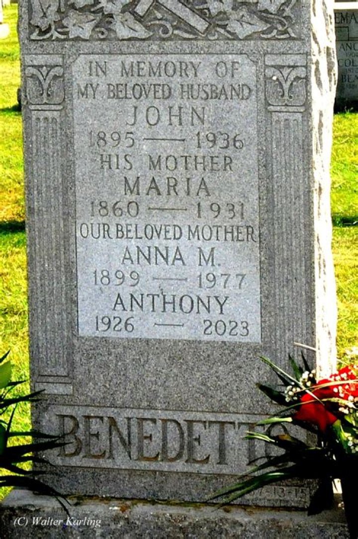 Where Is Tony Bennett's Ex-wife? ·