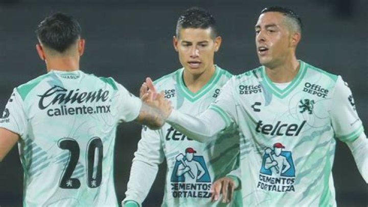 Who Is Rocio Diaz? Everything To Know About Rogelio Funes Mori Wife ·